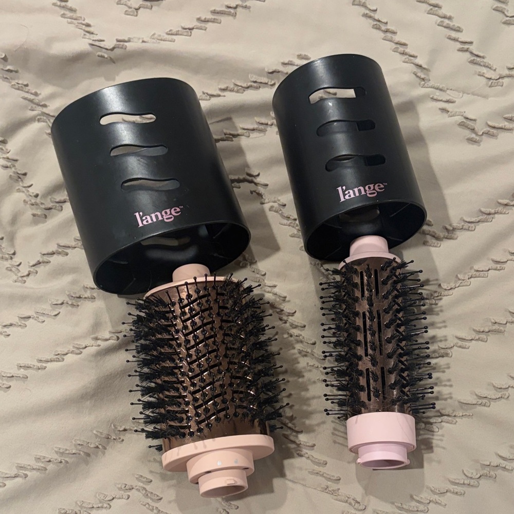 Lange Black and Pink Hair Styling Brushes